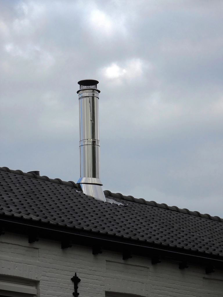 Roofing work during home renovation | Nansemond River Roofing & Siding
